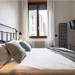 Apartment Viverenapoli - Dimora In Centro